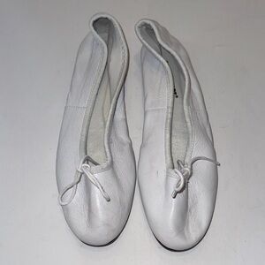 Colin Stuart White Leather Flats